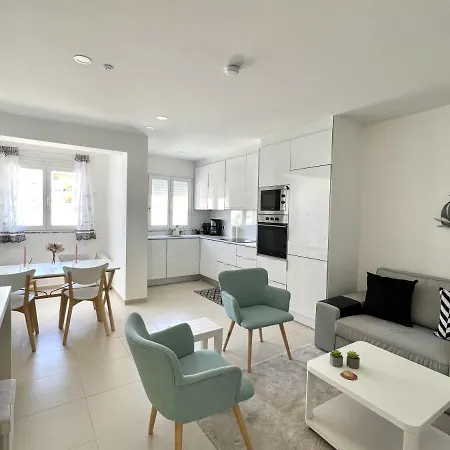 Nutmeg - 50mtrs To - By Hd Apartment Quarteira